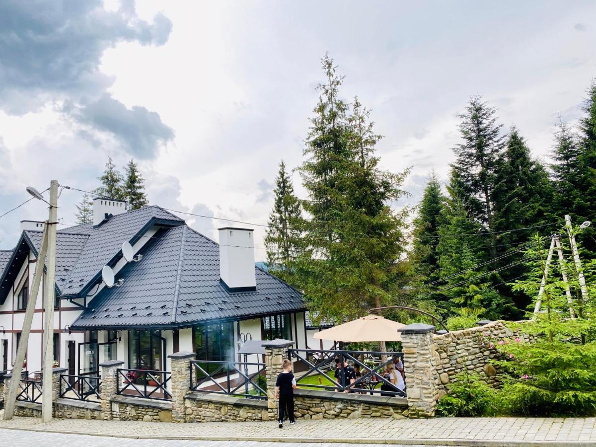 Феєрія Лісу Aparthotel Skhidnytsia Bagian luar foto