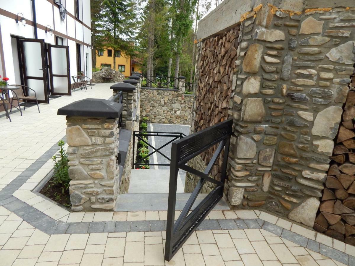Феєрія Лісу Aparthotel Skhidnytsia Bagian luar foto
